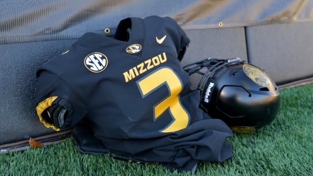 Missouri Helmet and Jersey